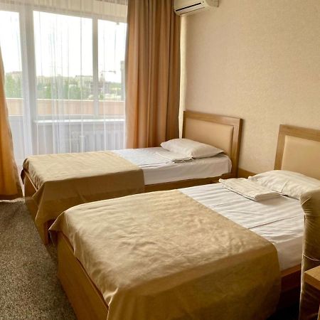 Seven Hotel Biškek Exteriér fotografie