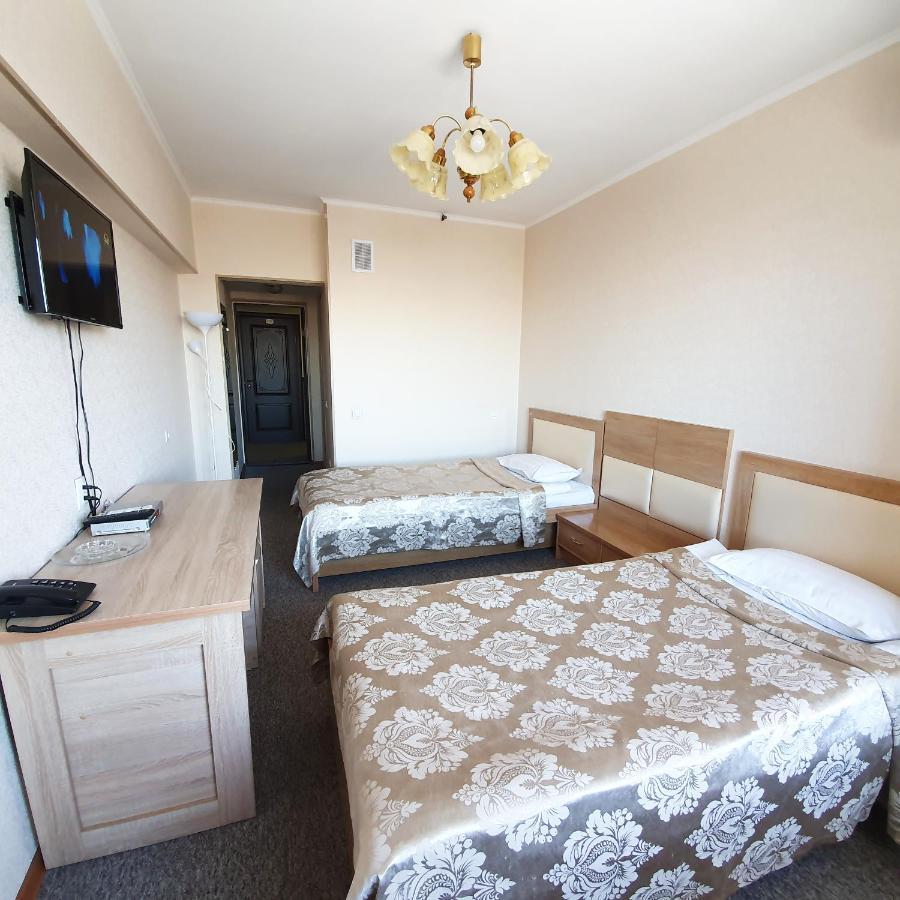 Seven Hotel Biškek Exteriér fotografie